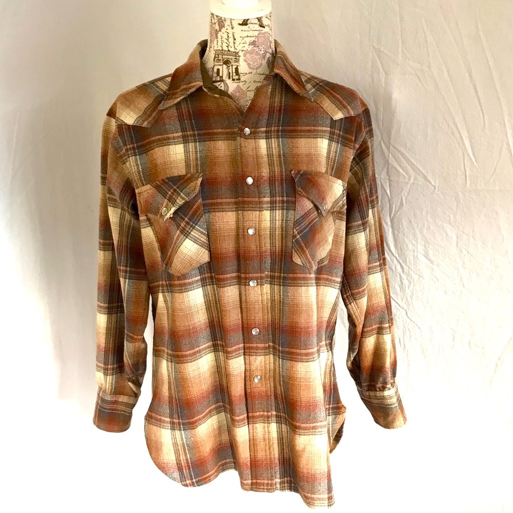 Vintage Virgin Wool Pendleton Pearlized Snap Closure Elbow Patch Flannel